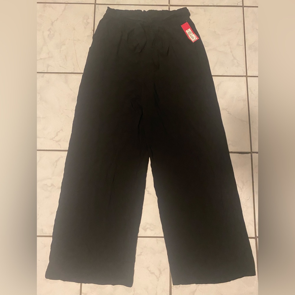 Xhilaration Women’s Tie Front Paperbag Waist Palazzo Pants